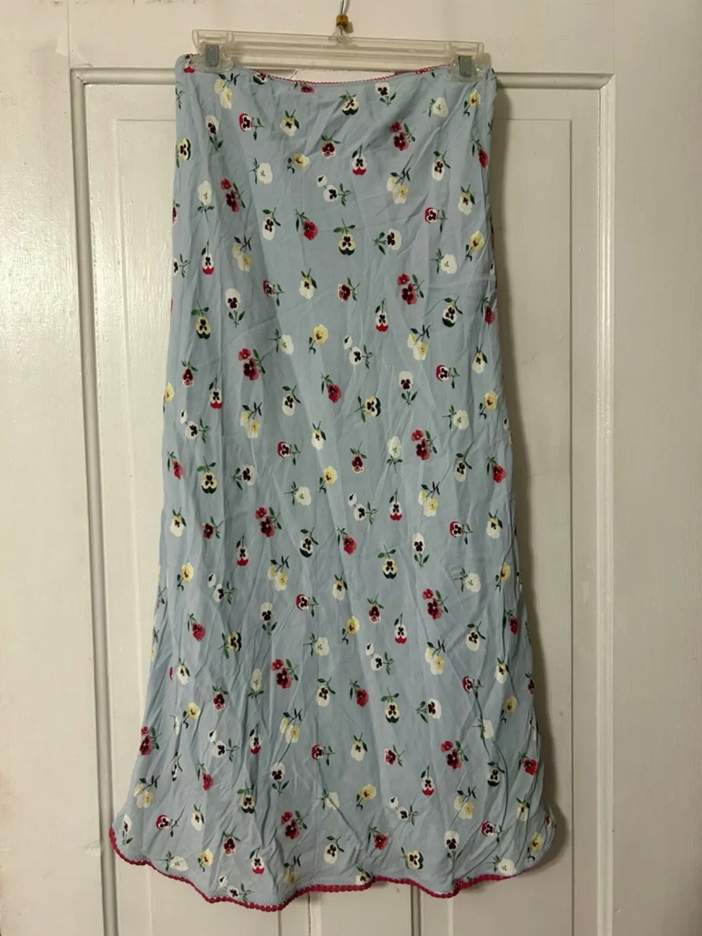 GAP Blue Floral Maxi Skirt with Red Trim - Picture 4 of 5